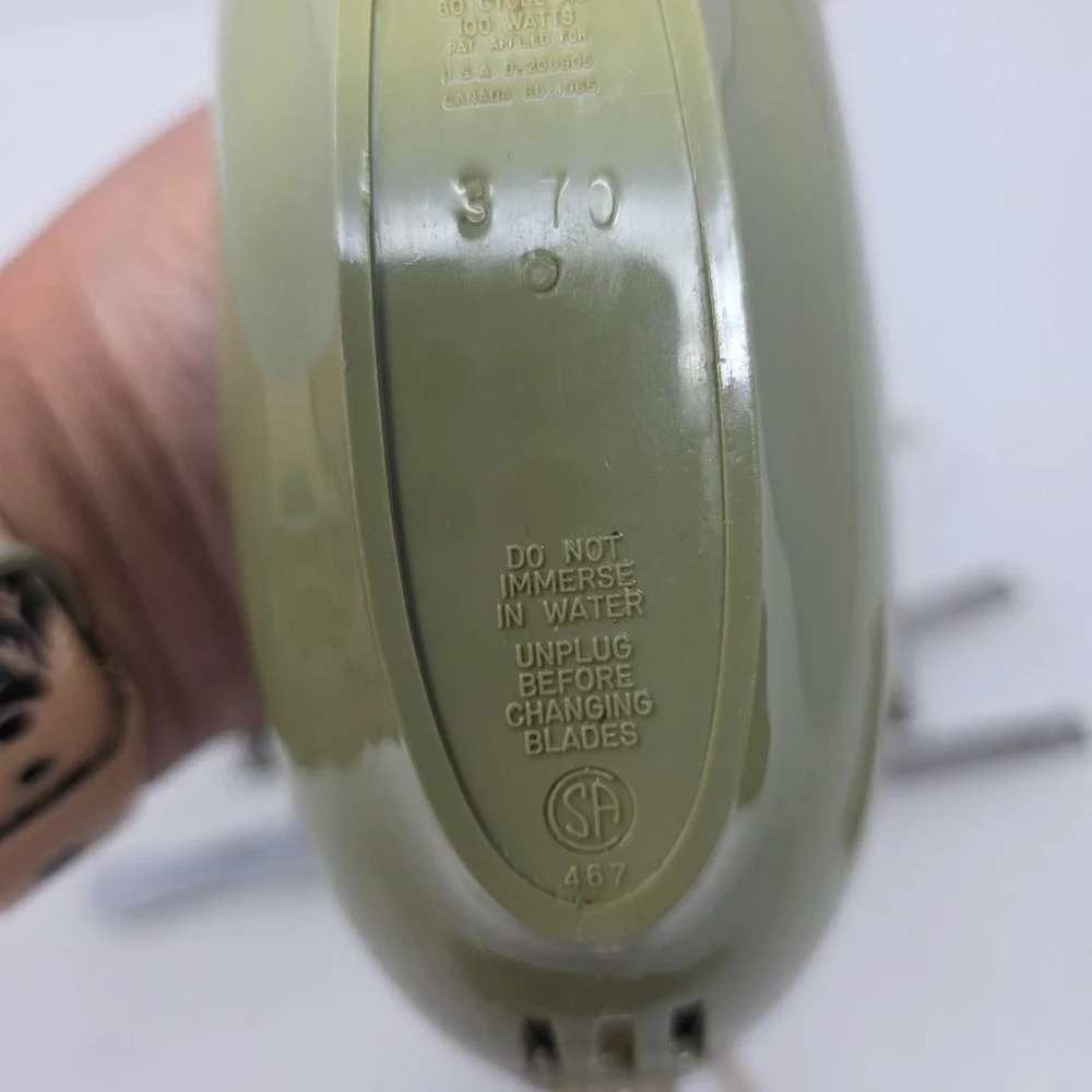 Hamilton Beach Electric Knife 275-2 Avocado Green Vintage MCM Scovill USA Made
